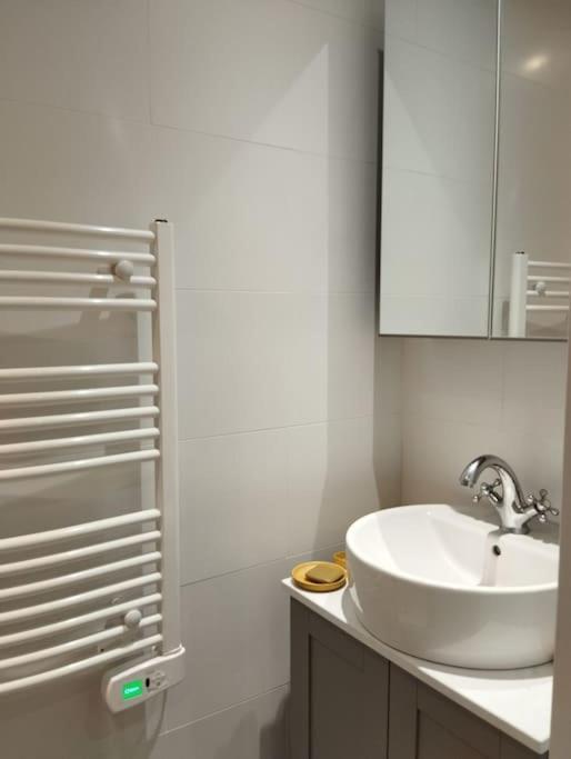 Appartement De Charme - Wifi - Centre Historique Тулон Екстериор снимка