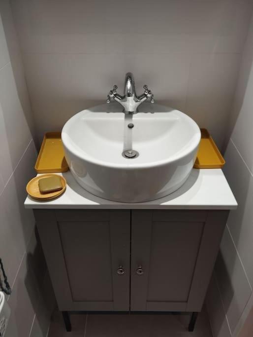 Appartement De Charme - Wifi - Centre Historique Тулон Екстериор снимка